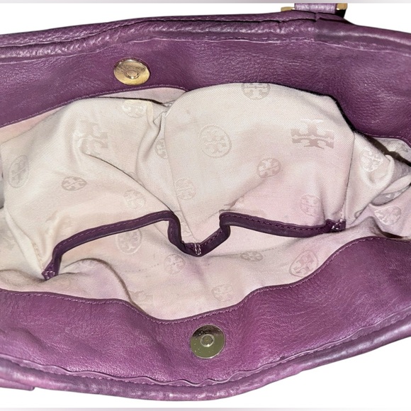 Tory Burch Amanda Aubergine Purple Hobo Handbag - Picture 12 of 14